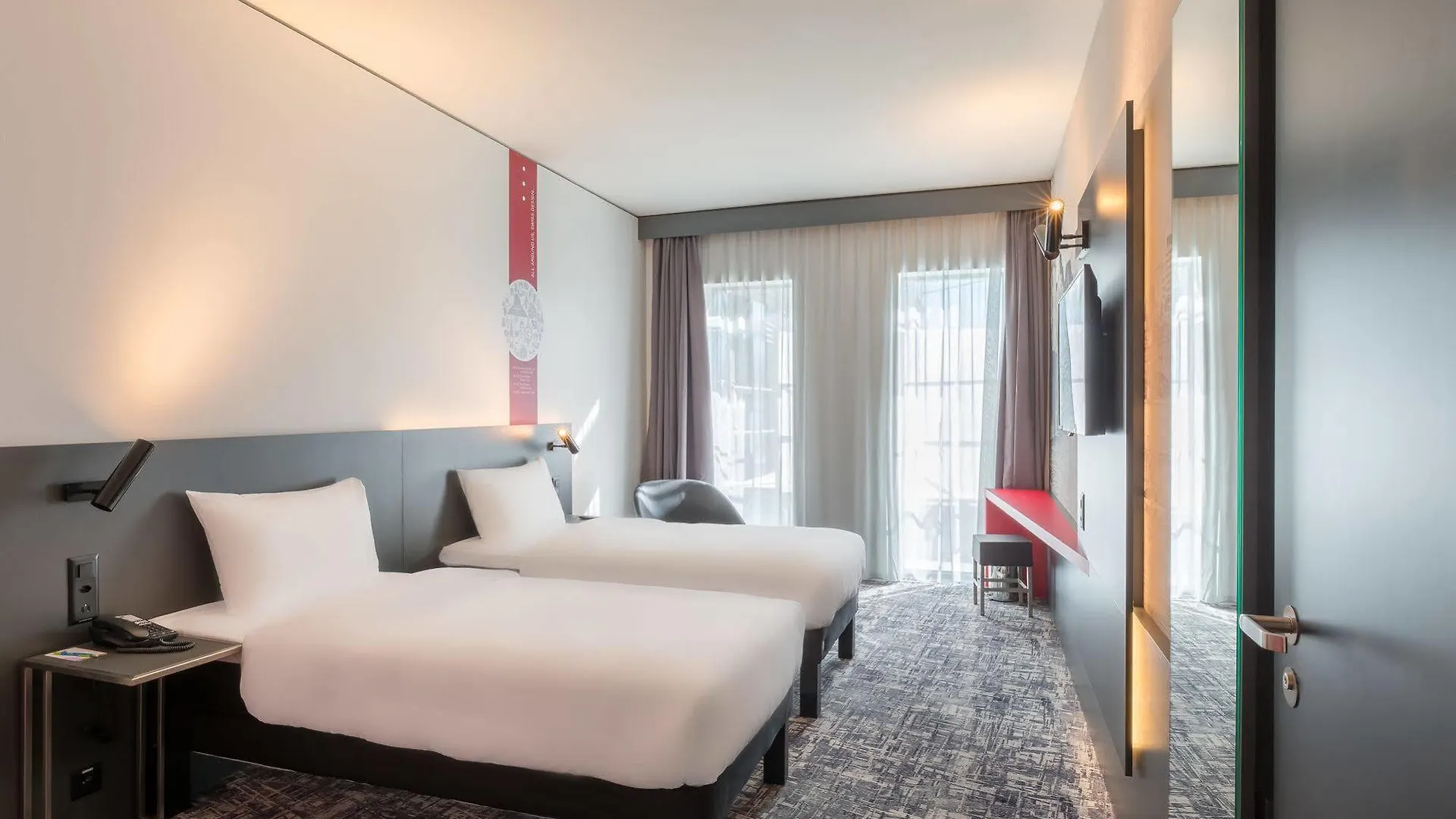 Ibis Styles Basel City 3*,